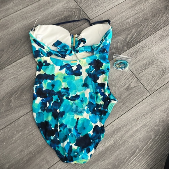 NWT  Calvin Klein One Piece Swimsuit - Picture 3 of 12